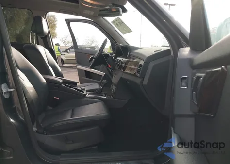 2010 Mercedes-Benz Glk 350 4Matic z USA, uszkodzony, nr VIN WDCGG8HB8AF457257